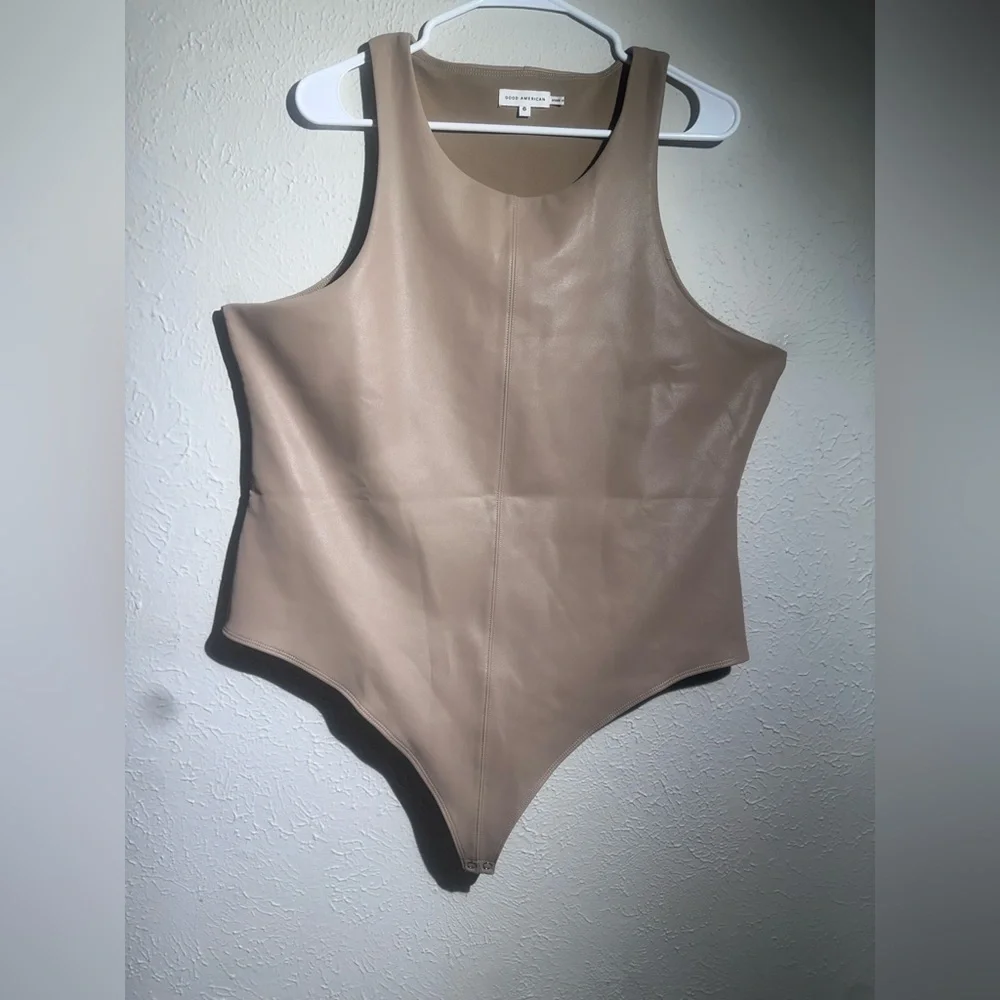 Good American Beige Bodysuit size 6/3XL. Plus Size